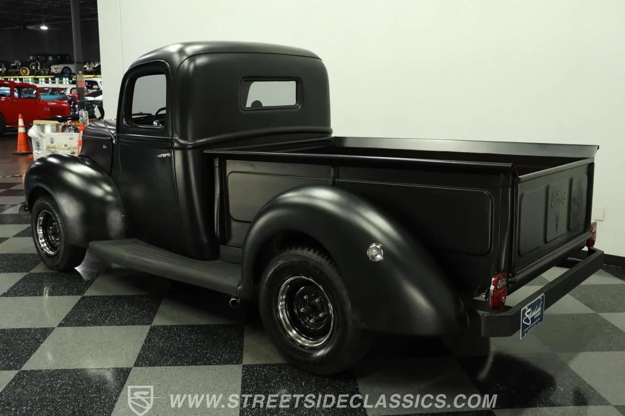 1940 Ford Pickup - Thumbnail 7
