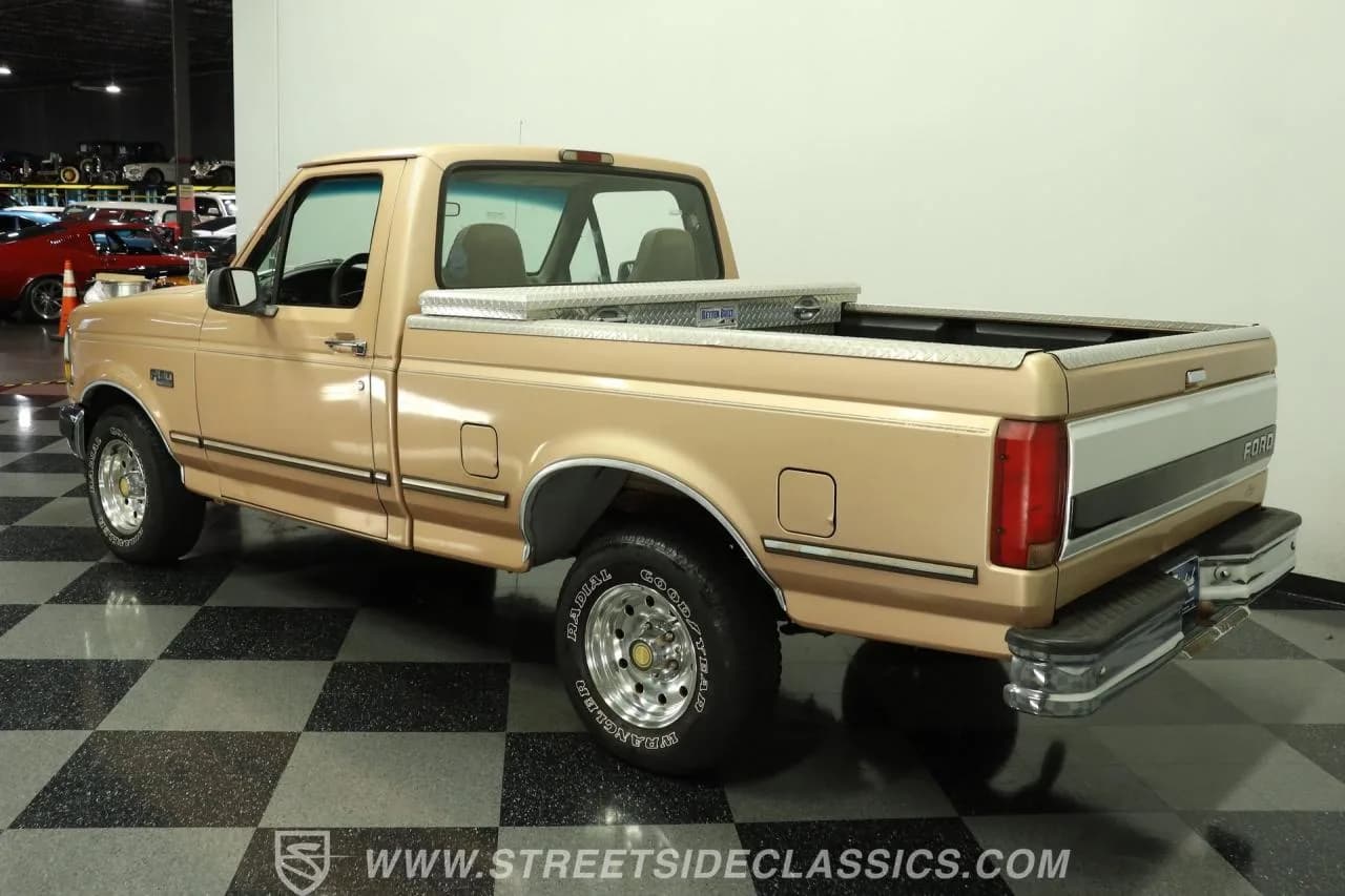 1994 Ford F-150 XLT - Thumbnail 7