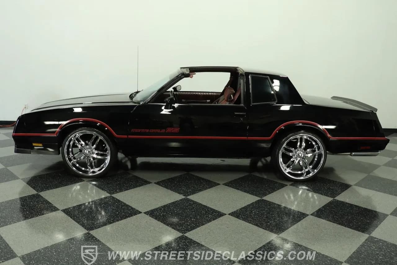 1985 Chevrolet Monte Carlo SS - Thumbnail 2