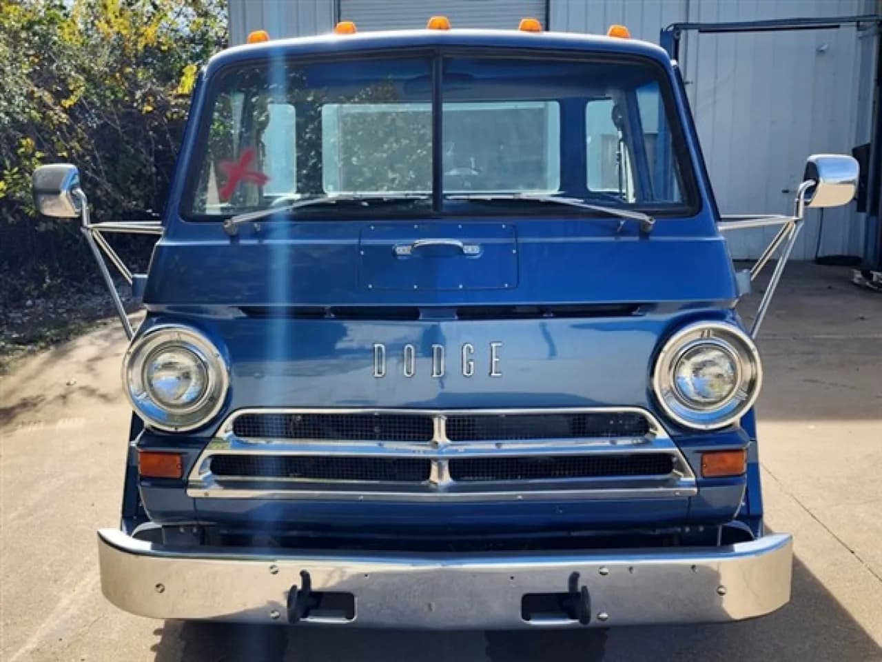 1970 Dodge L600 Tow-Truck - Thumbnail 3