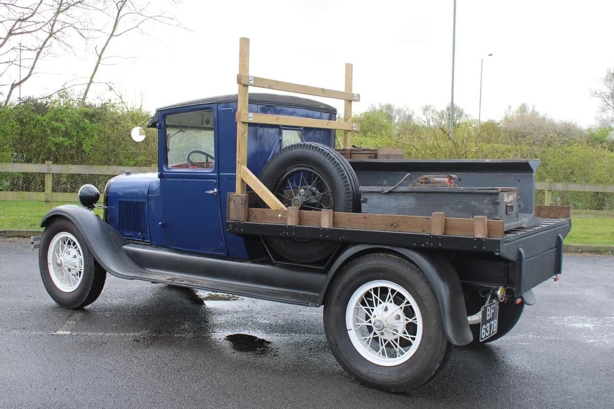 1929 Ford AA FLAT BED TRUCK - Thumbnail 5