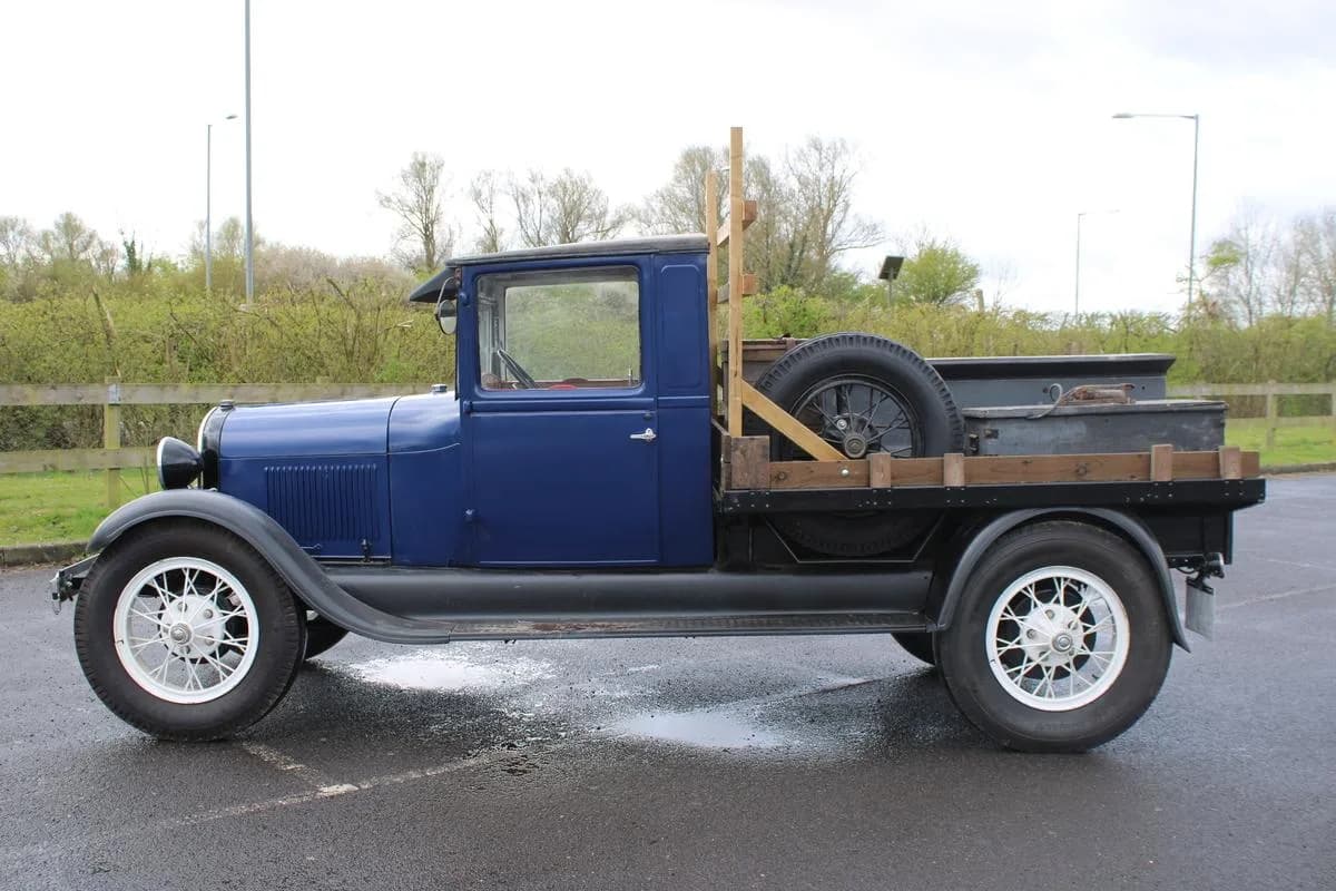 1929 Ford AA FLAT BED TRUCK - Thumbnail 6