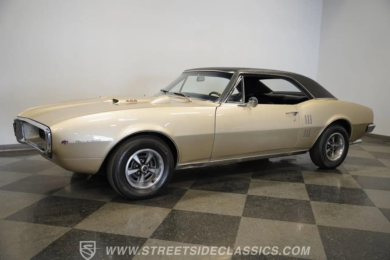 1967 Pontiac Firebird 400 - Thumbnail 7