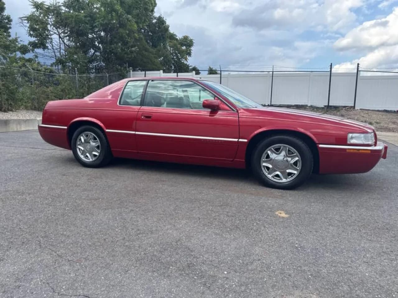 1997 Cadillac Eldorado - Thumbnail 2