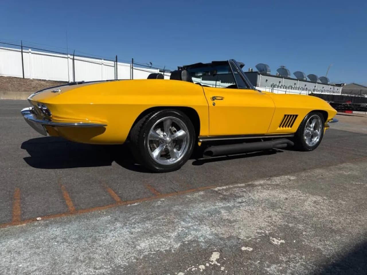 1967 Chevrolet Corvette - Thumbnail 4