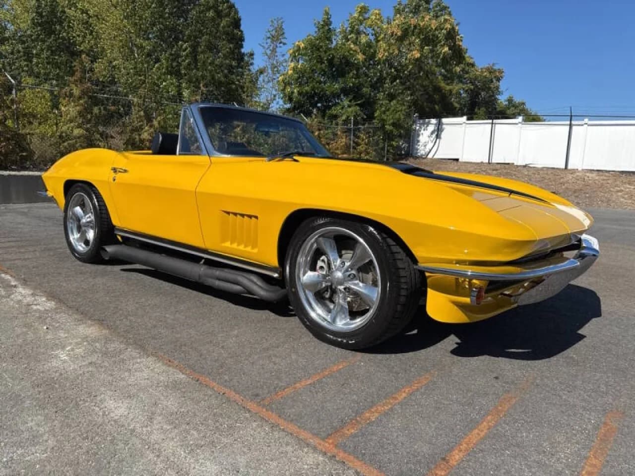 1967 Chevrolet Corvette - Thumbnail 2