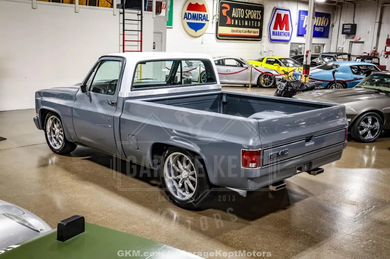 1986 GMC C1500 - Thumbnail 7