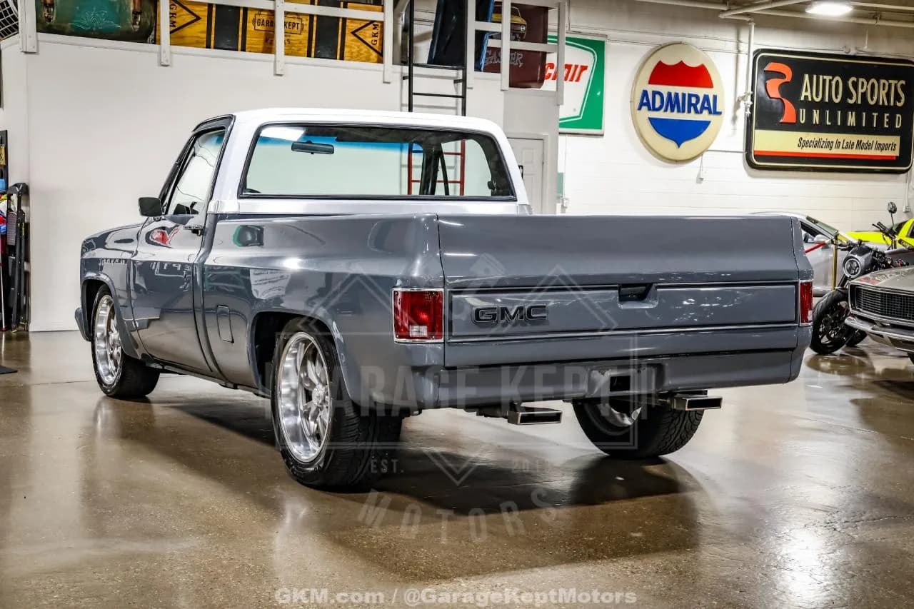 1986 GMC C1500 - Thumbnail 8