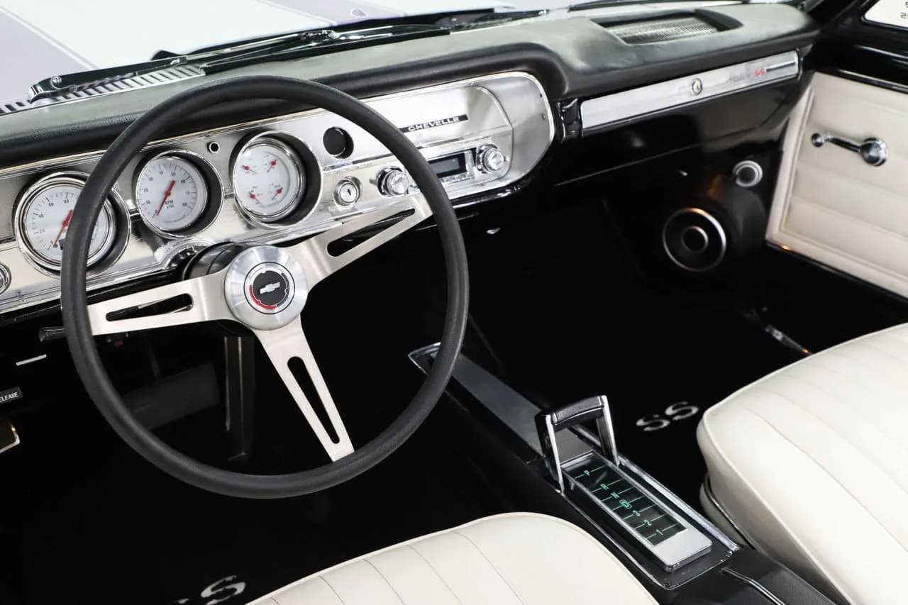 1965 Chevrolet Chevelle SS - Thumbnail 2