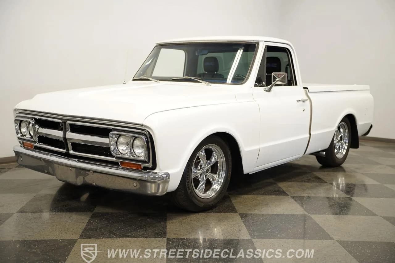 1968 GMC C10 Restomod - Thumbnail 6
