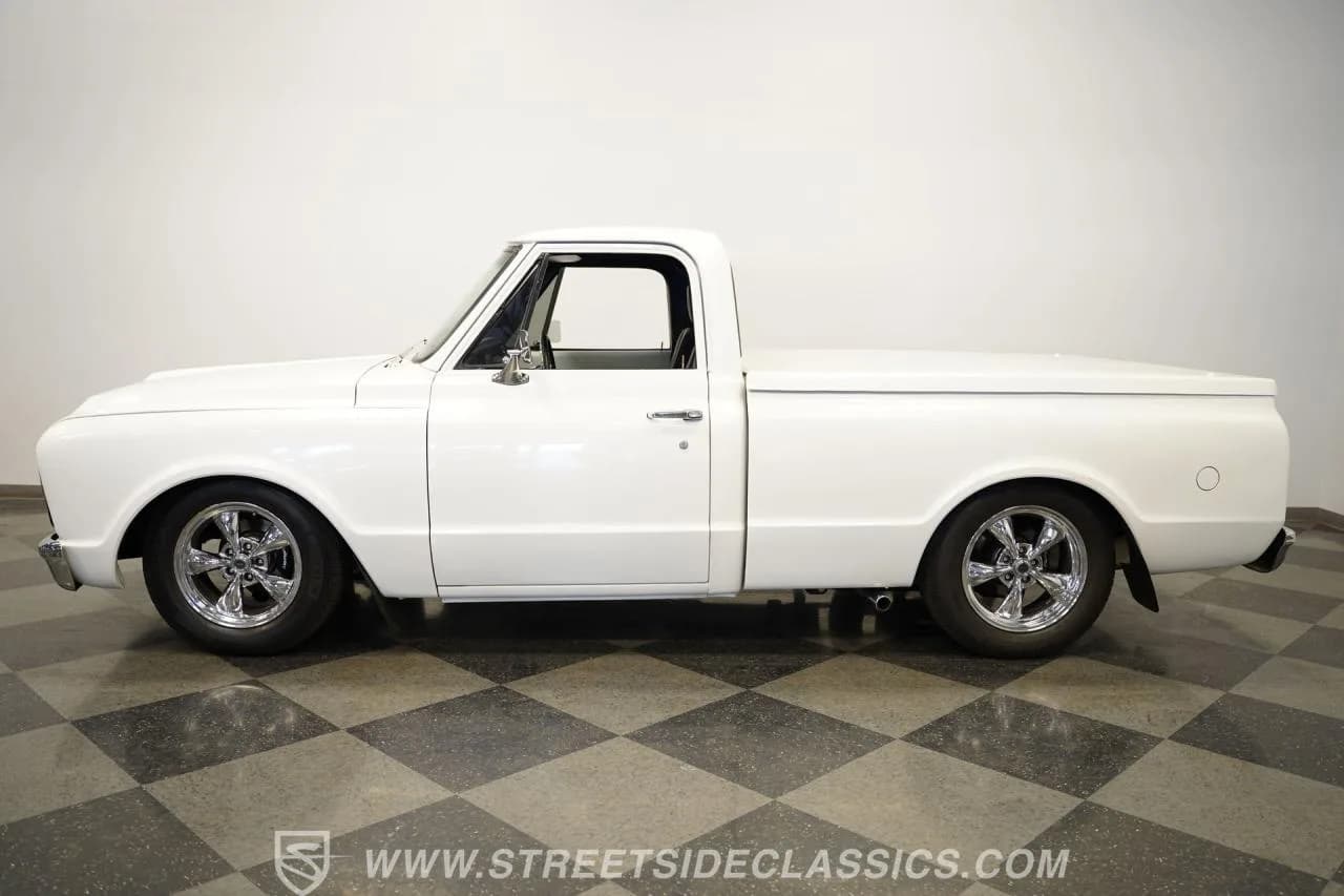 1968 GMC C10 Restomod - Thumbnail 2