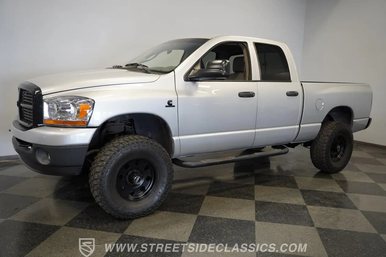 2006 Dodge Ram 2500 Laramie Cummins 4x4 - Thumbnail 7