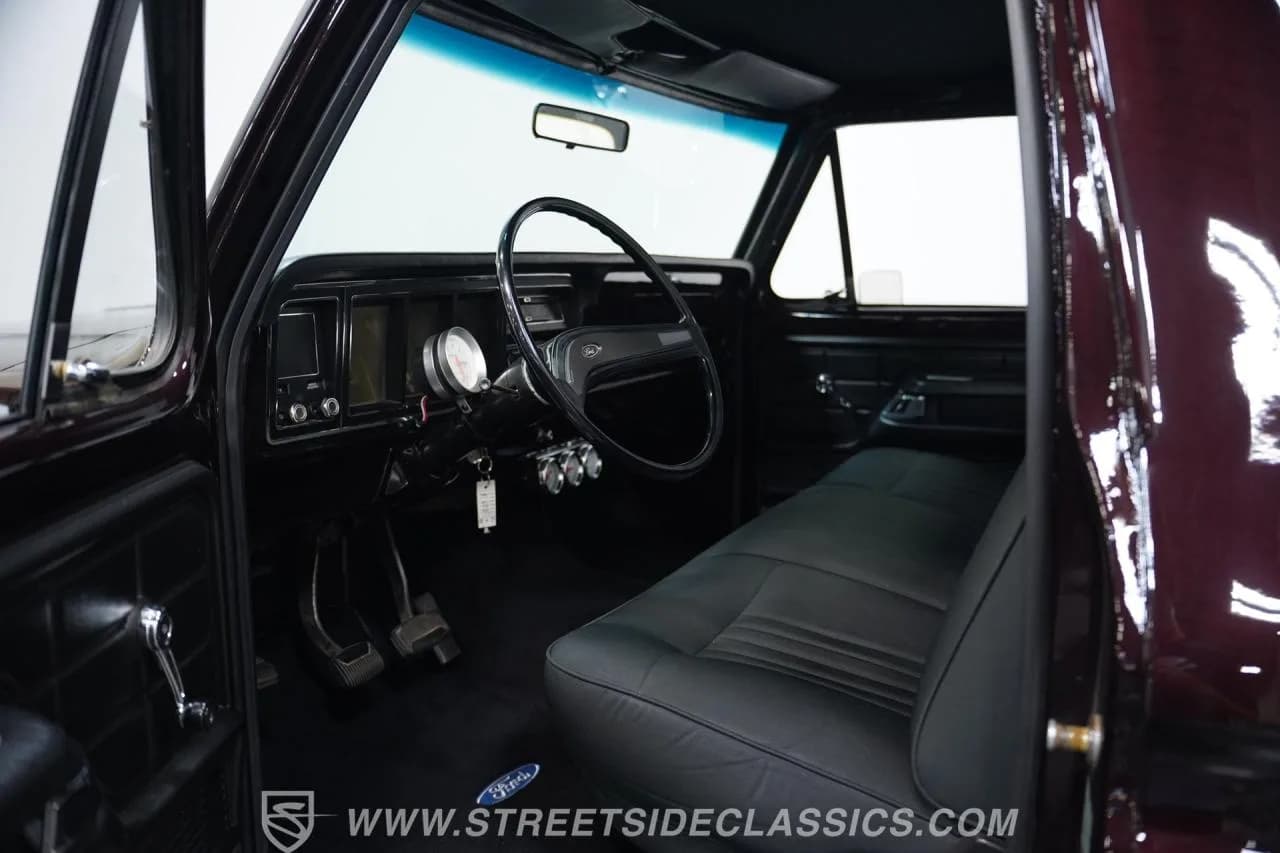 1973 Ford F-100 - Thumbnail 4