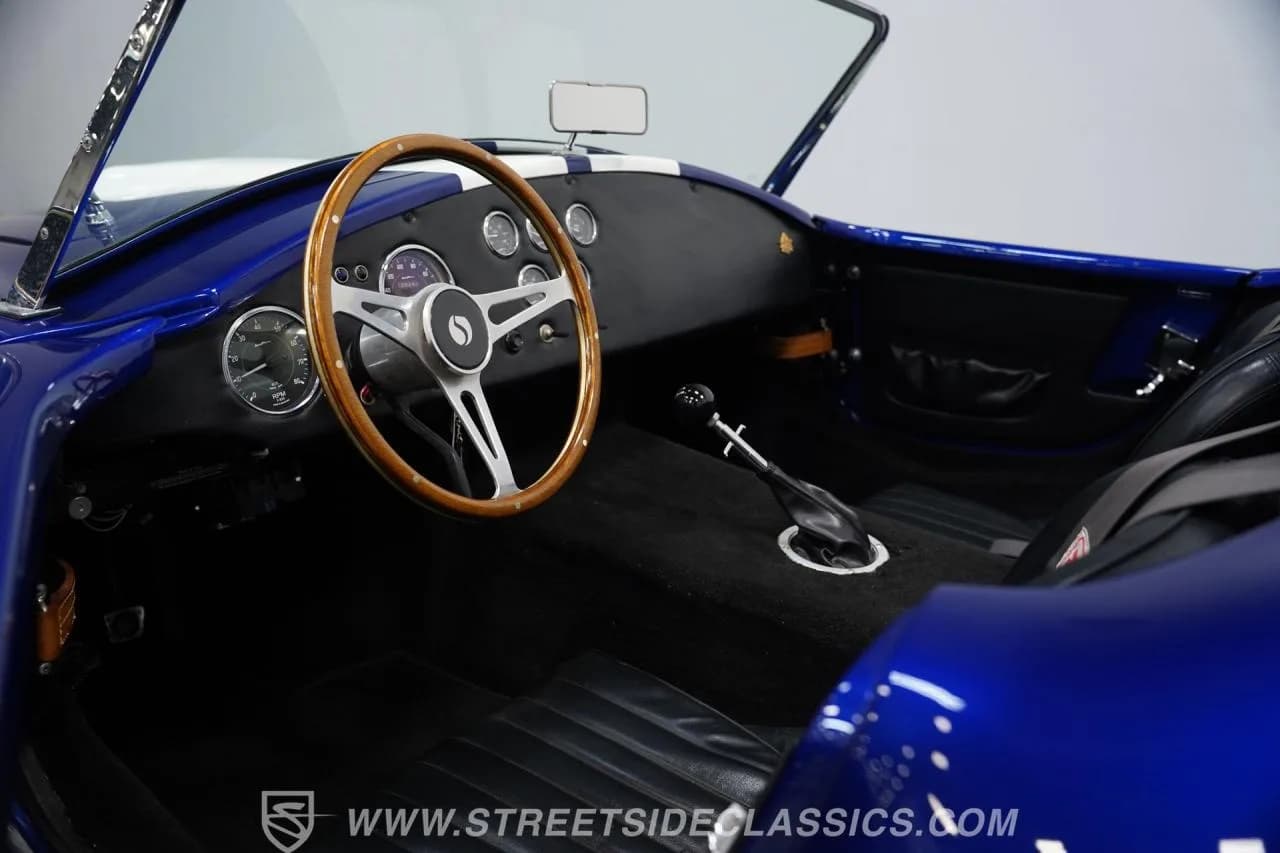 1965 Shelby Cobra Factory Five - Thumbnail 4