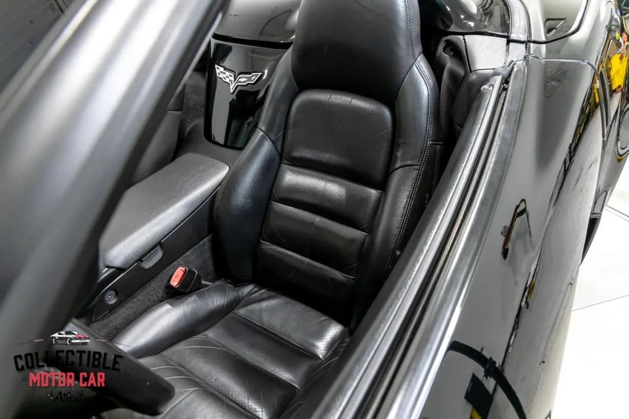 2005 Chevrolet Corvette Convertible - Thumbnail 6