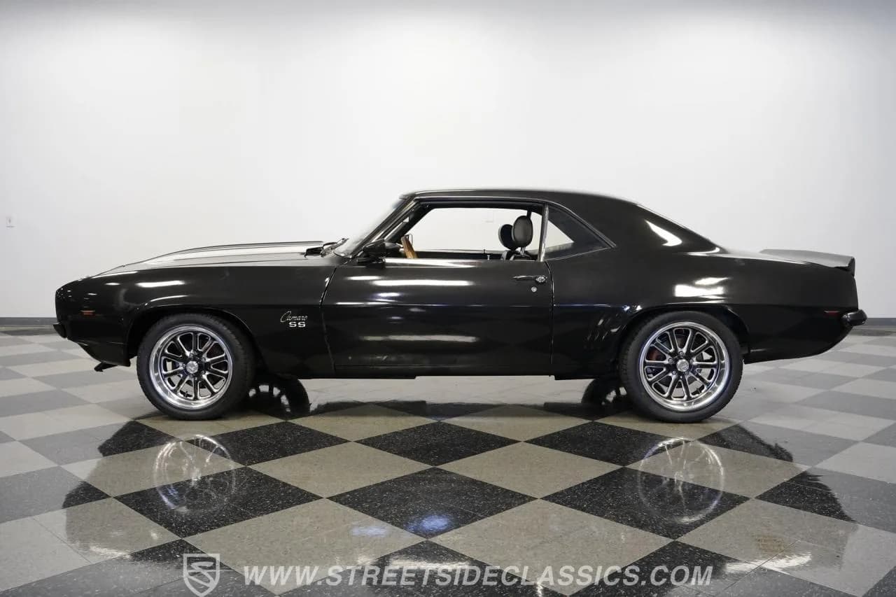 1969 Chevrolet Camaro SS 454 Tribute - Thumbnail 2