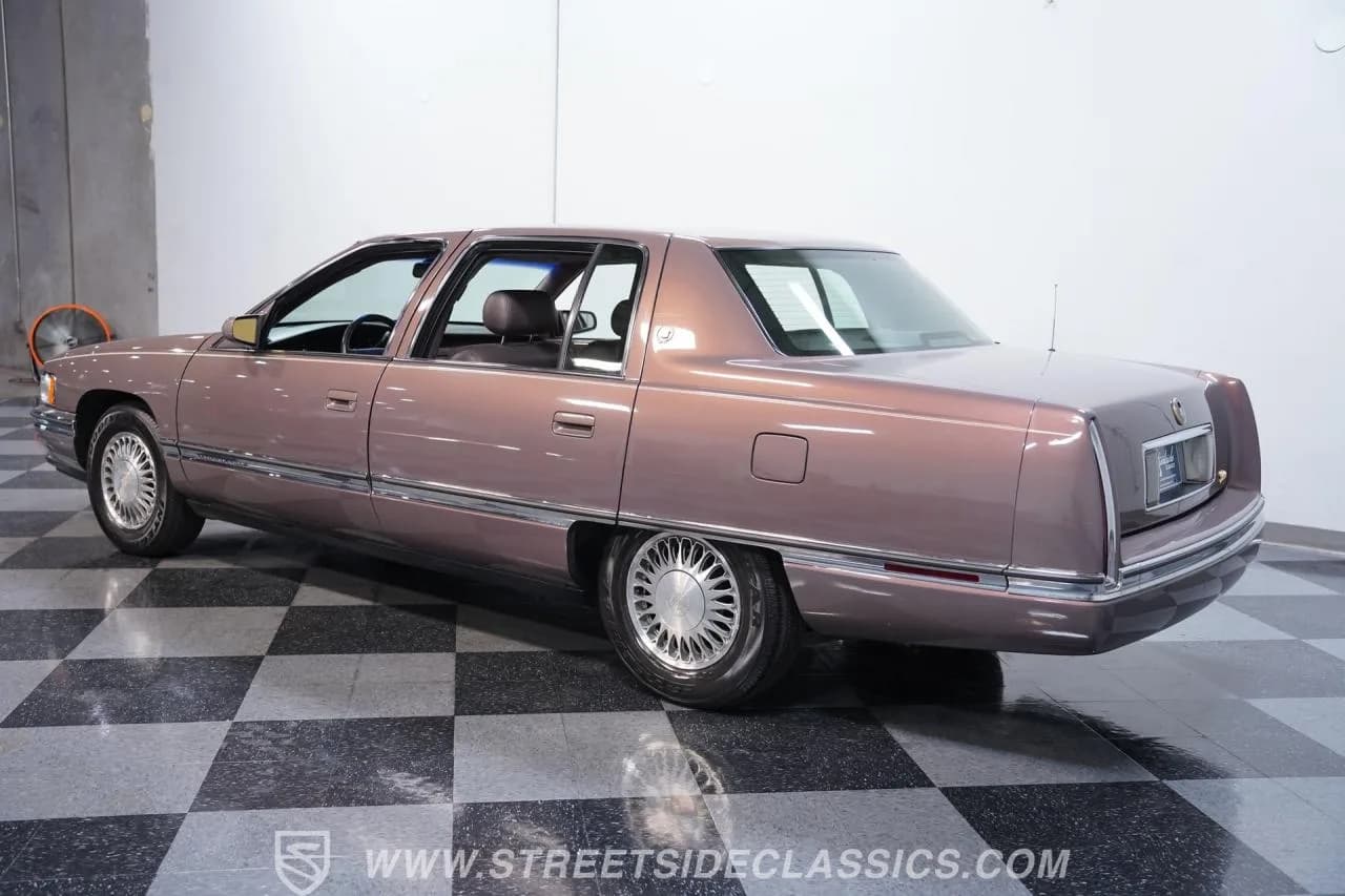 1995 Cadillac DeVille - Thumbnail 7