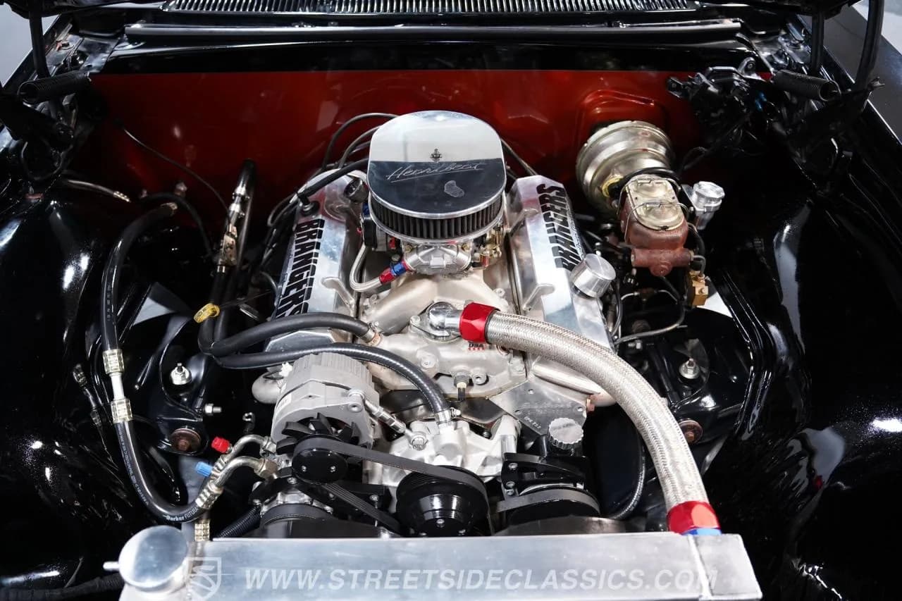 1966 Chevrolet Impala Restomod - Thumbnail 3