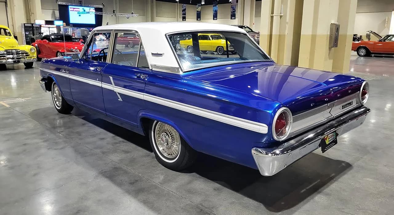 1964 Ford Fairlane - Thumbnail 2