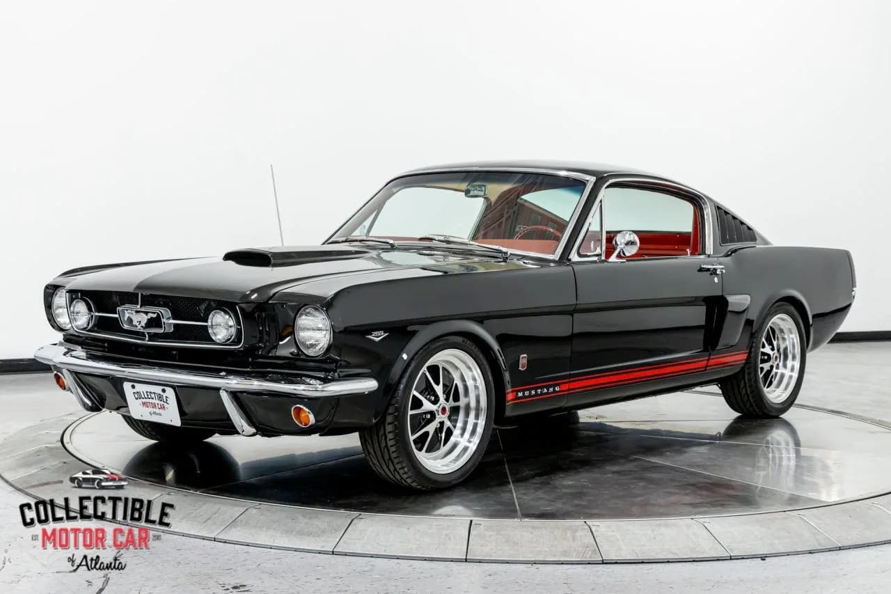 1965 Ford Mustang Fastback - Thumbnail 7