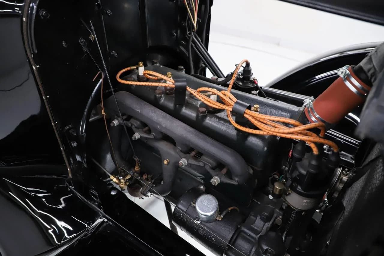 1923 Ford Model T - Thumbnail 5
