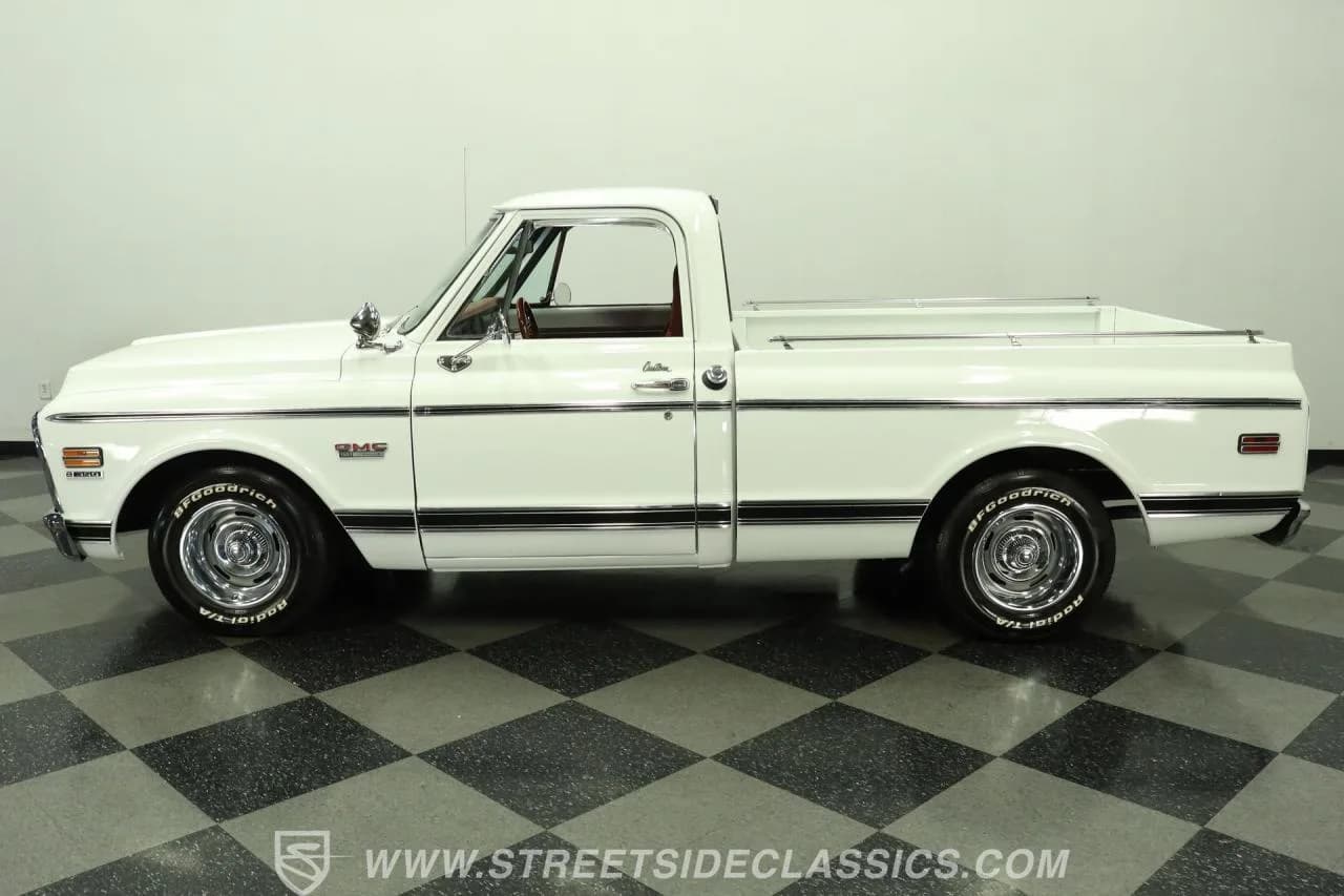 1970 GMC C10 C1500 Custom - Thumbnail 2