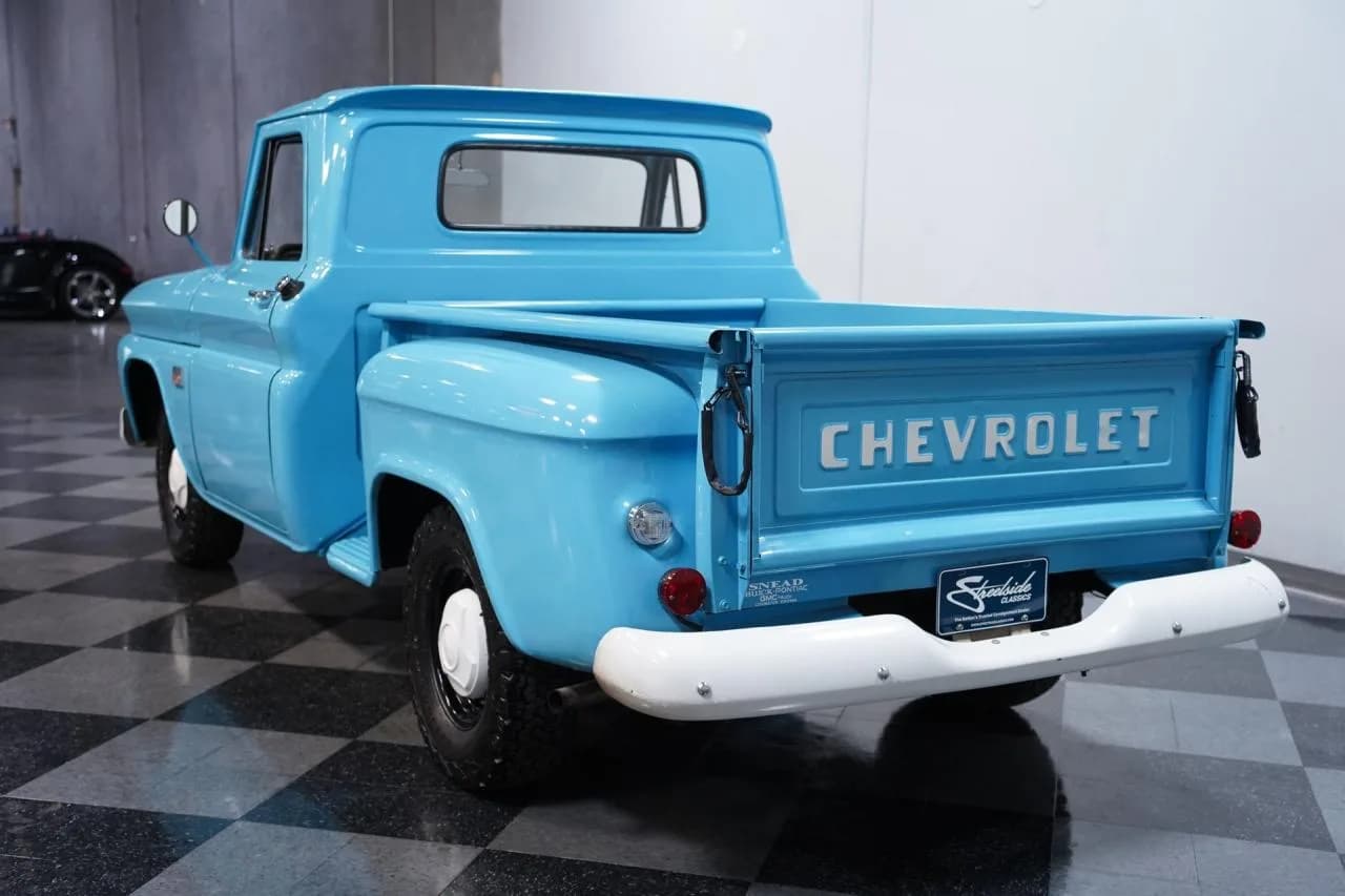 1966 Chevrolet c10 Stepside - Thumbnail 8
