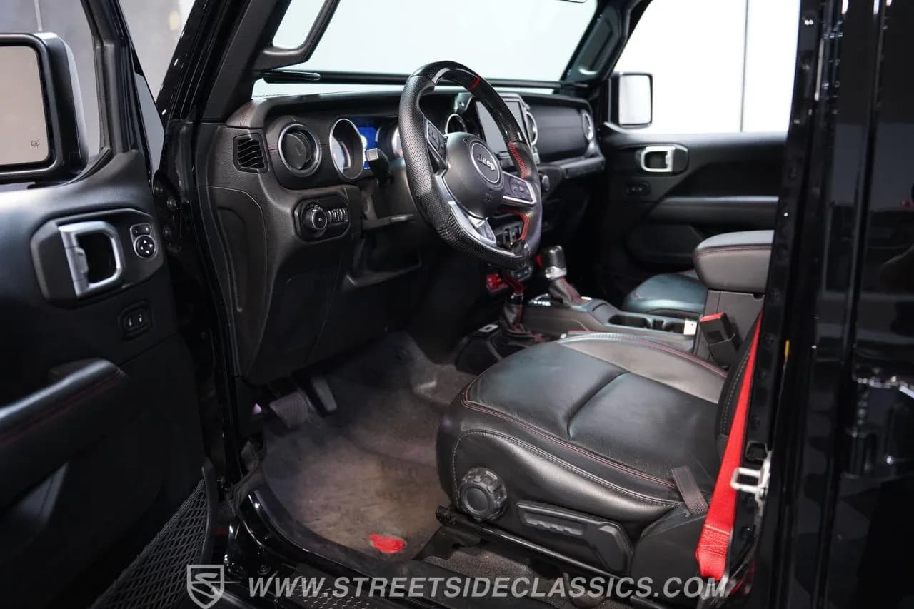2020 Jeep Wrangler Rubicon AMW 840 - Thumbnail 4