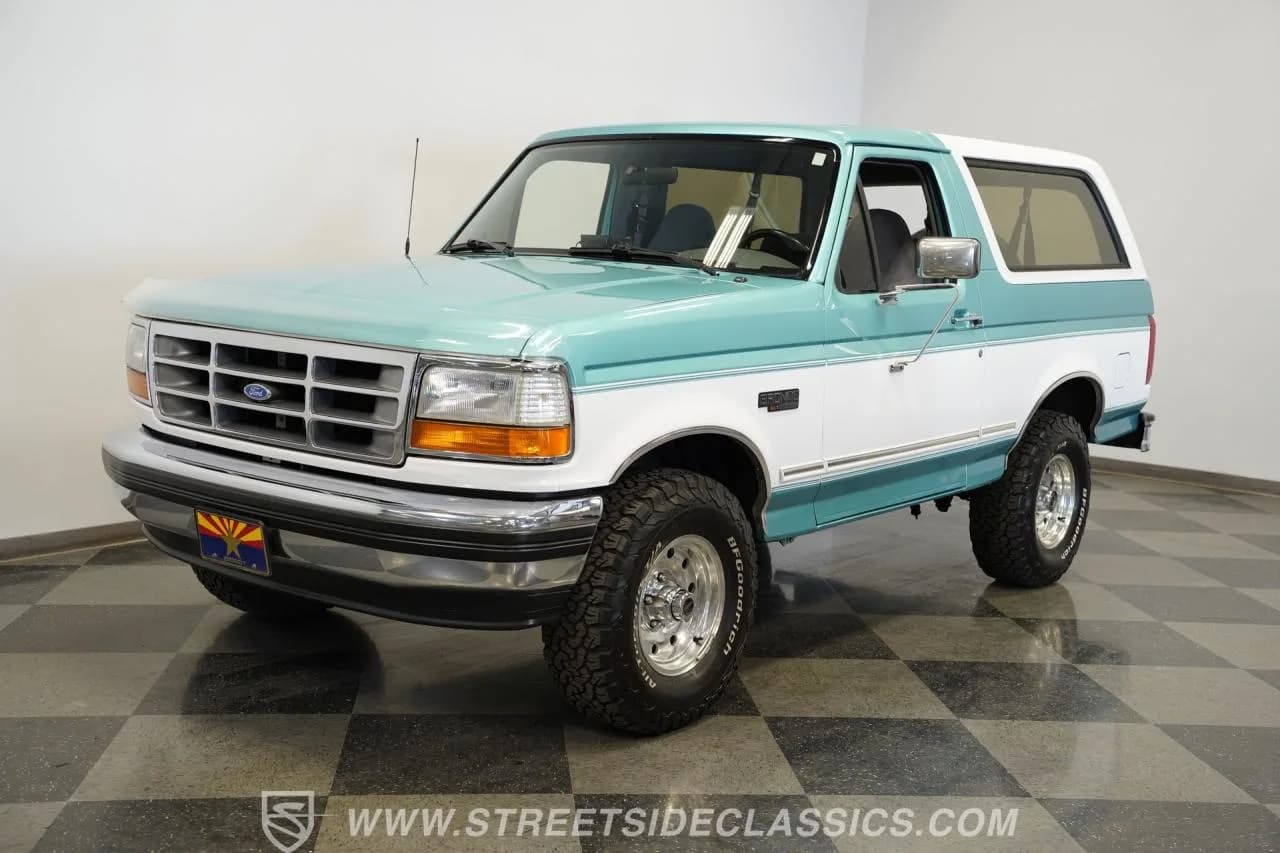 1995 Ford Bronco 4X4 - Thumbnail 6