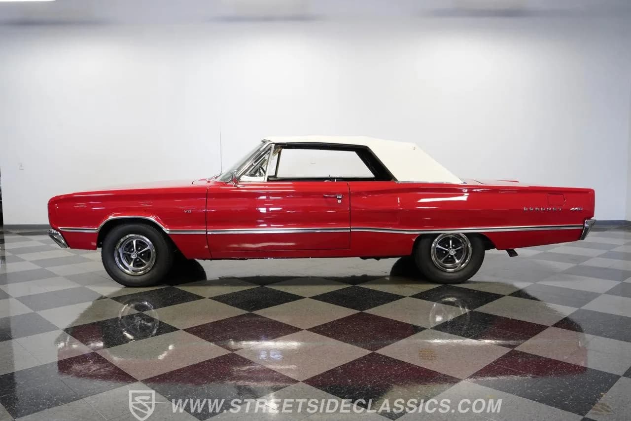 1967 Dodge Coronet 440 Convertible - Thumbnail 8