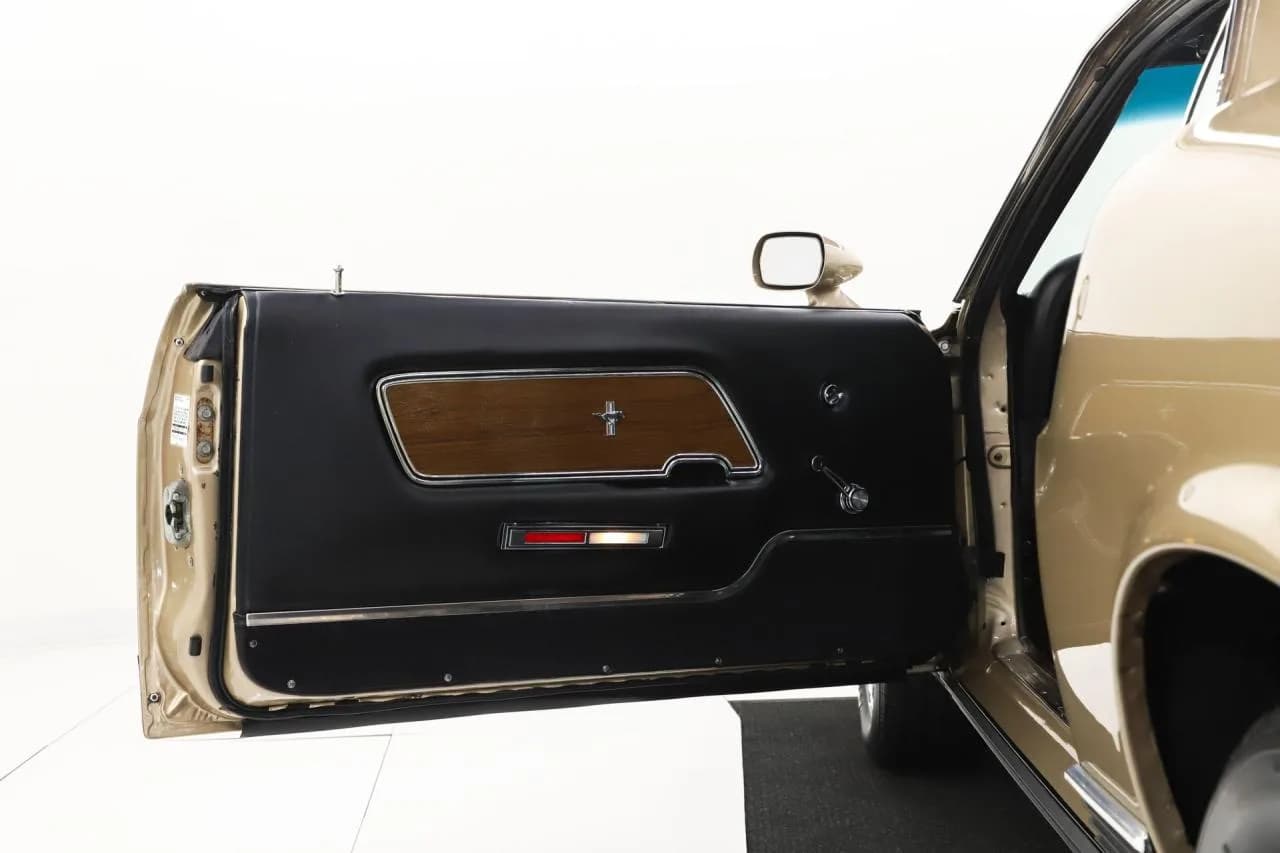 1970 Ford Mustang Mach 1 - Thumbnail 8