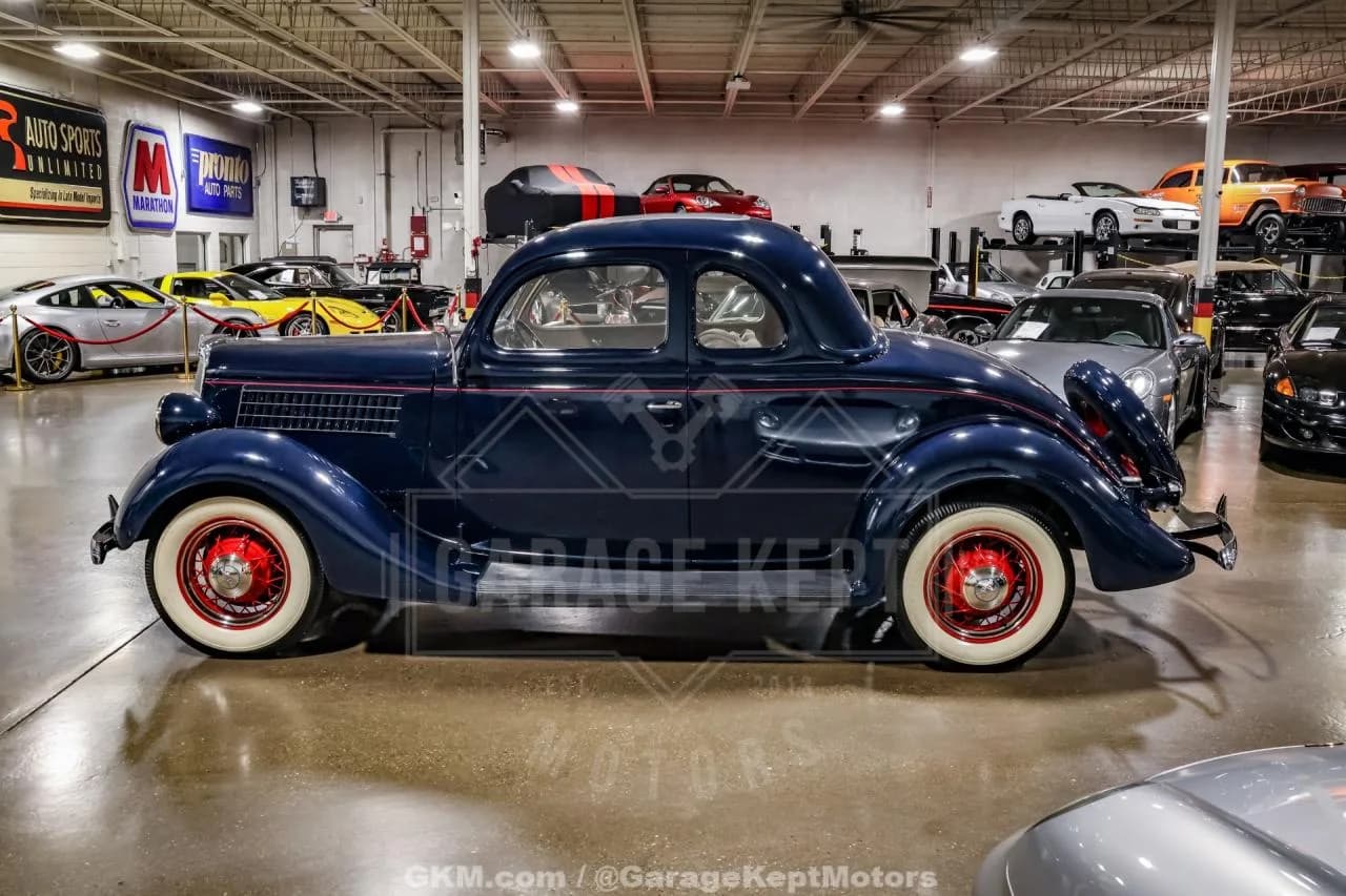 1935 Ford Model 48 - Thumbnail 4