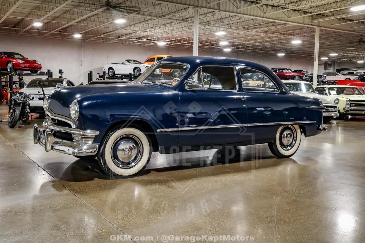 1950 Ford Custom - Thumbnail 4