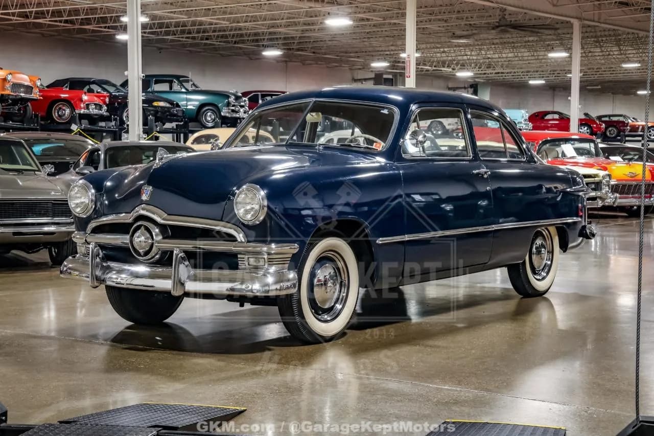1950 Ford Custom - Thumbnail 3