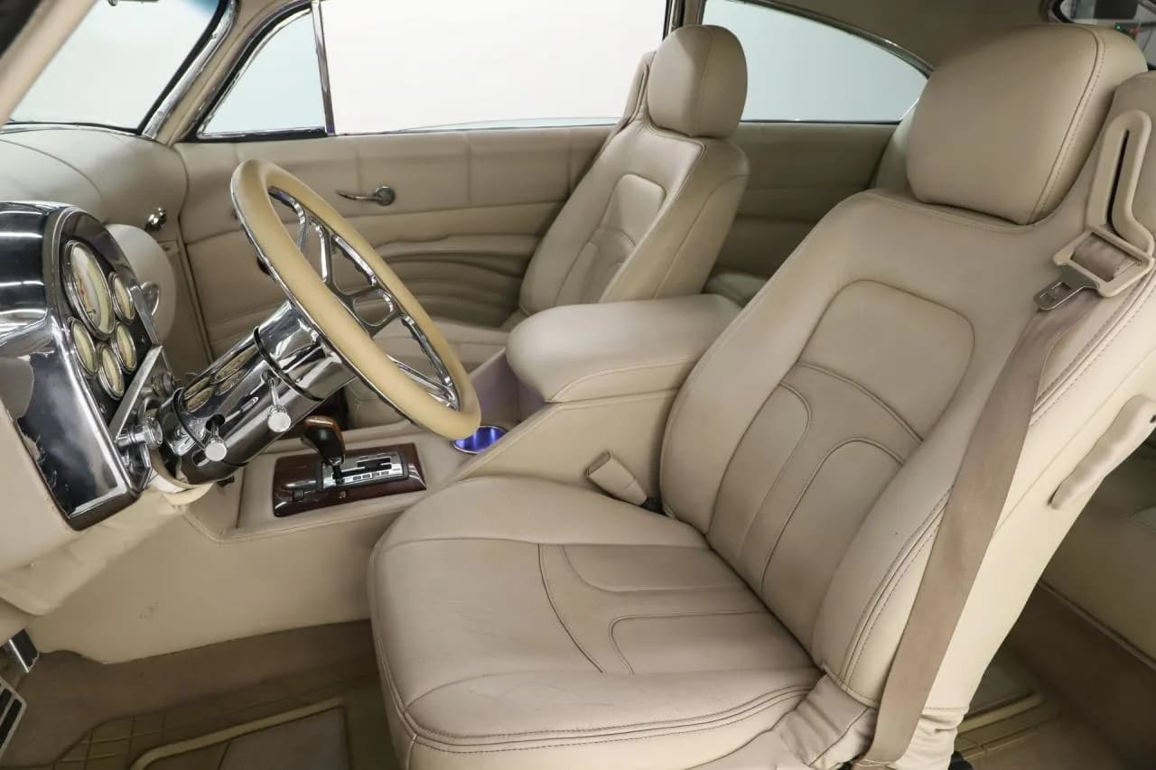 1948 Cadillac Series 62 - Thumbnail 2