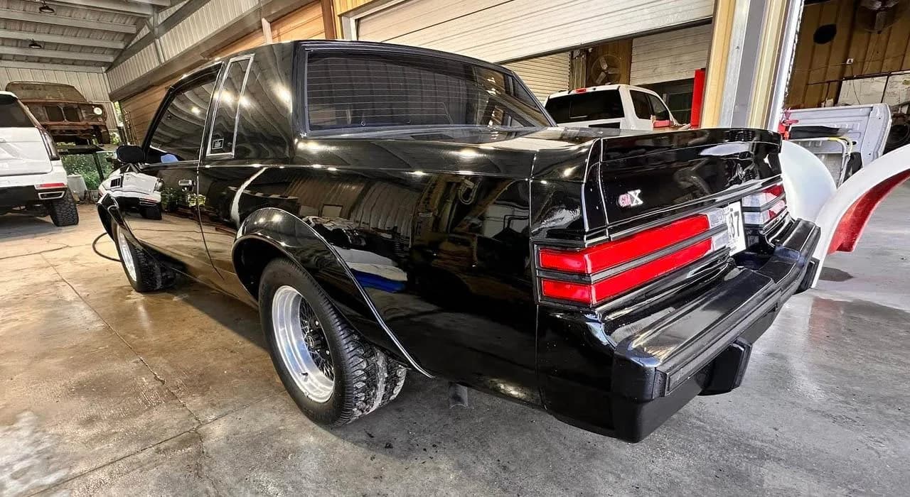 1987 Buick GNX 461 - Thumbnail 6