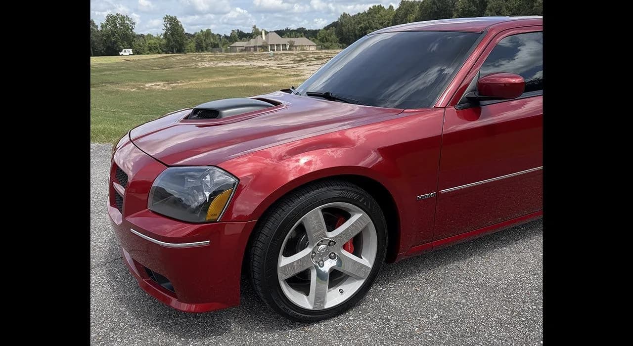 2006 Dodge MAGNUM SRT8 - Thumbnail 7
