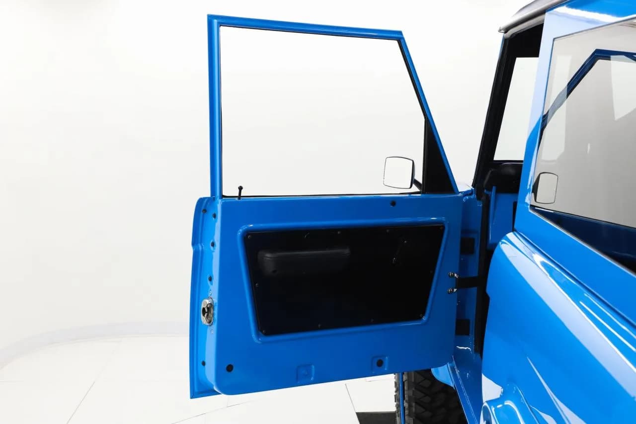 1973 Ford Bronco - Thumbnail 8