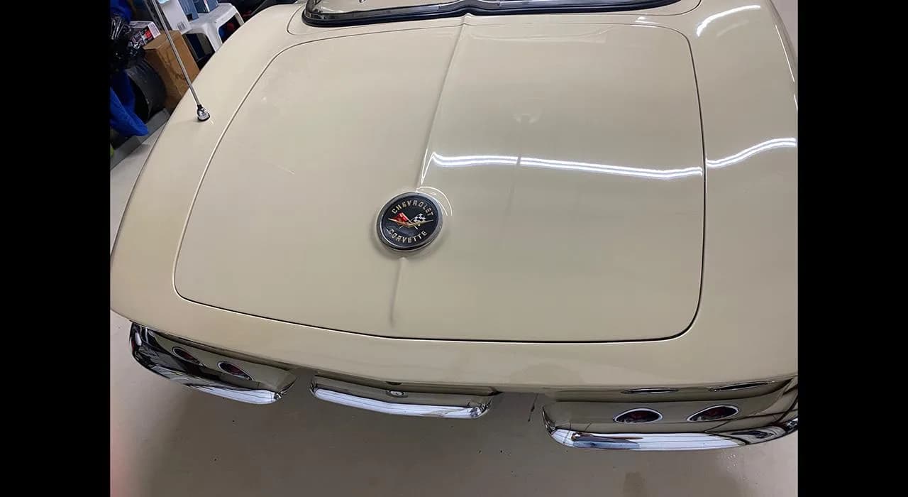 1962 Chevrolet Corvette - Thumbnail 3