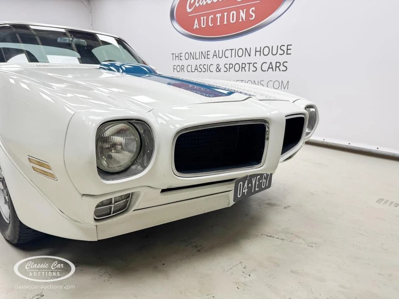 1977 Pontiac Firebird - Thumbnail 7