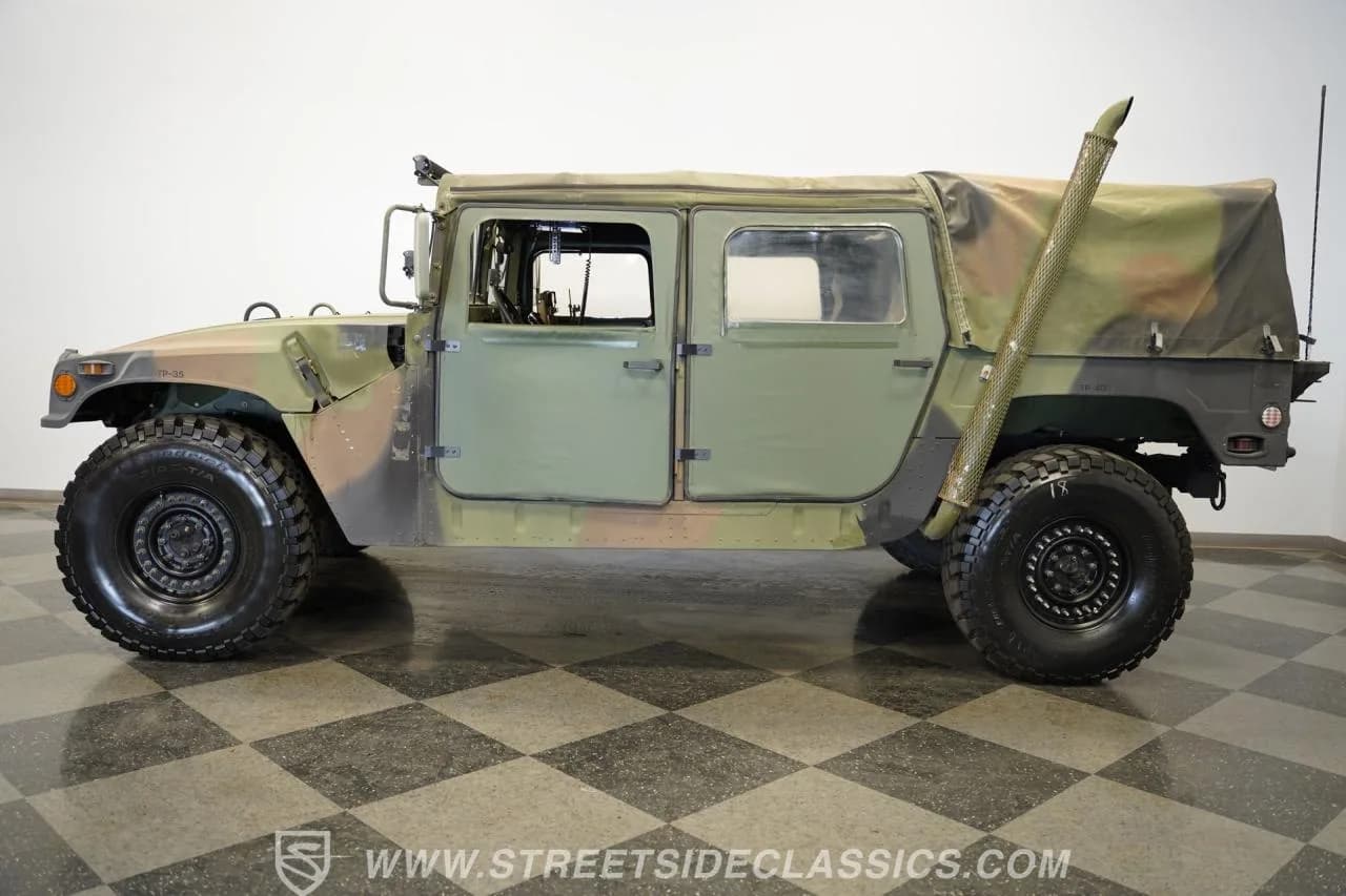 2002 AM General M1123 - Thumbnail 2