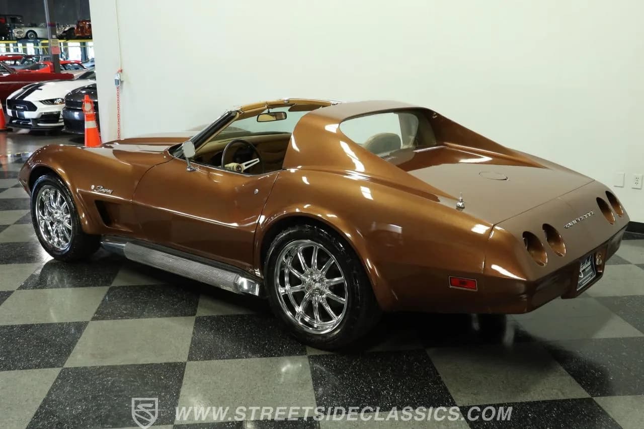 1974 Chevrolet Corvette - Thumbnail 7