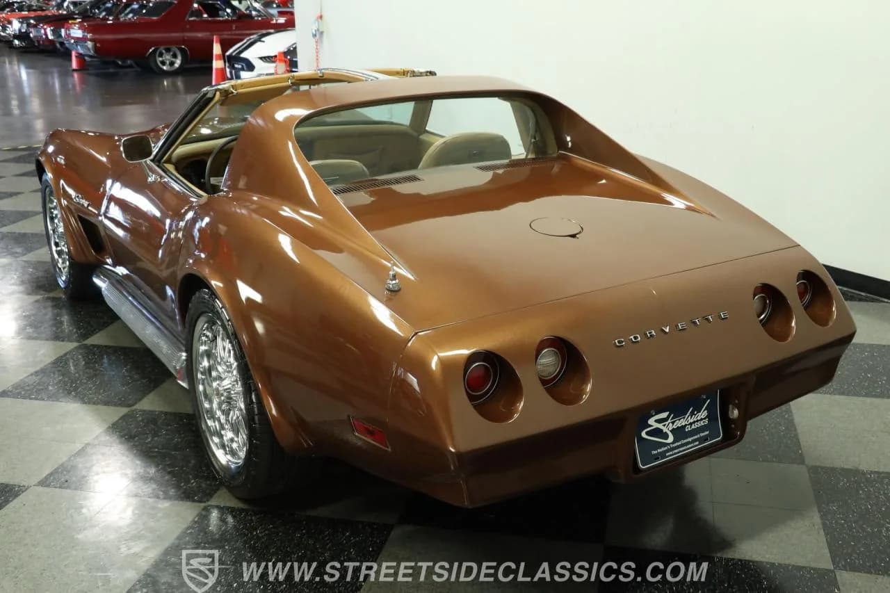 1974 Chevrolet Corvette - Thumbnail 8