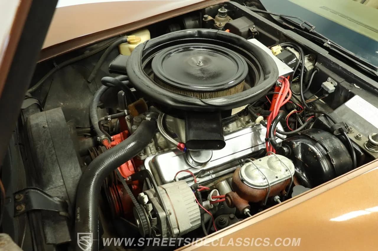 1974 Chevrolet Corvette - Thumbnail 3