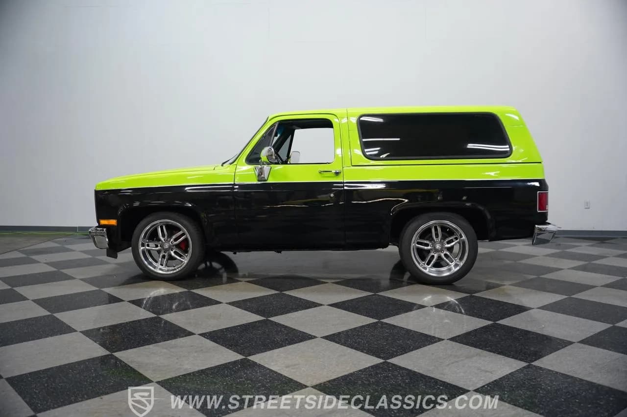 1982 Chevrolet Blazer Silverado - Thumbnail 2