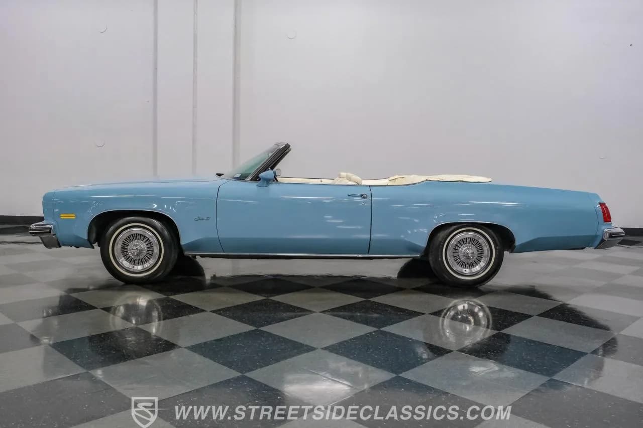 1975 Oldsmobile Delta 88 Royale Convertible - Thumbnail 7