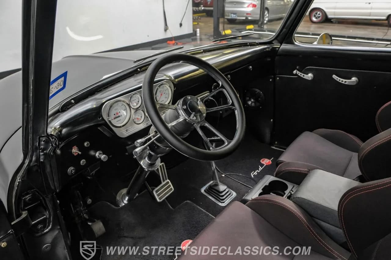 1953 Ford F-1 Custom - Thumbnail 4