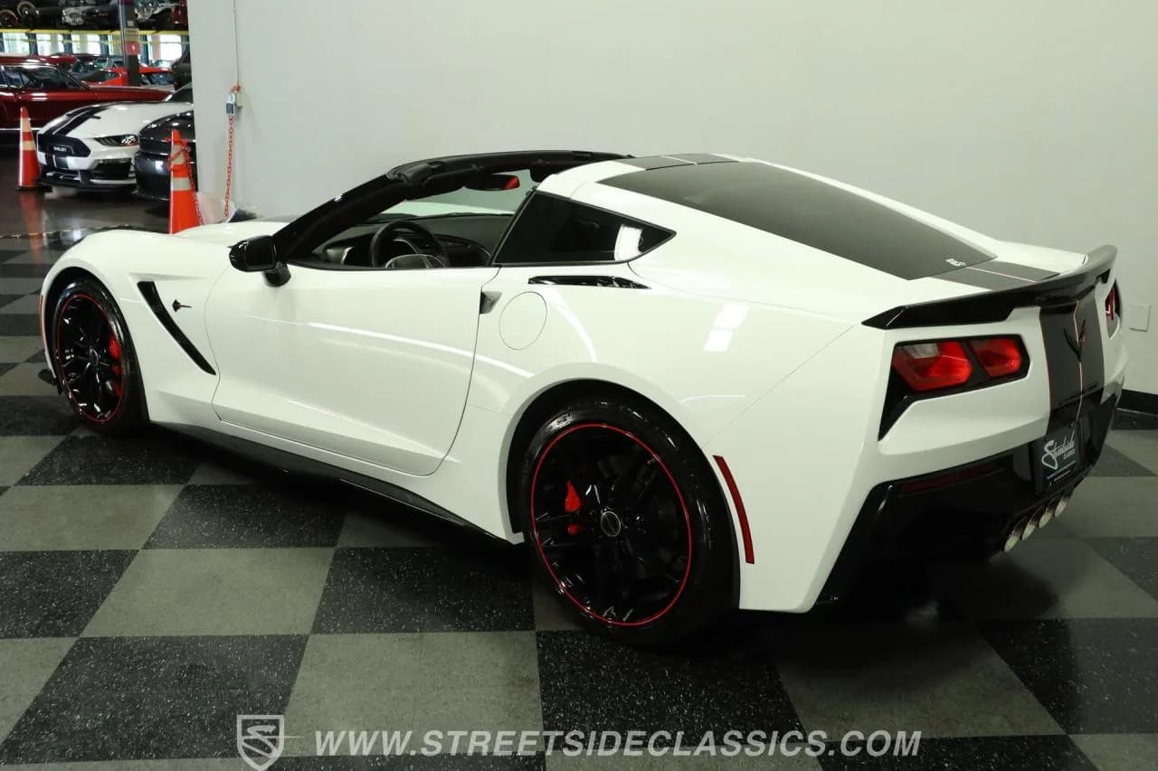 2015 Chevrolet Corvette Stingray 2LT Z51 - Thumbnail 7