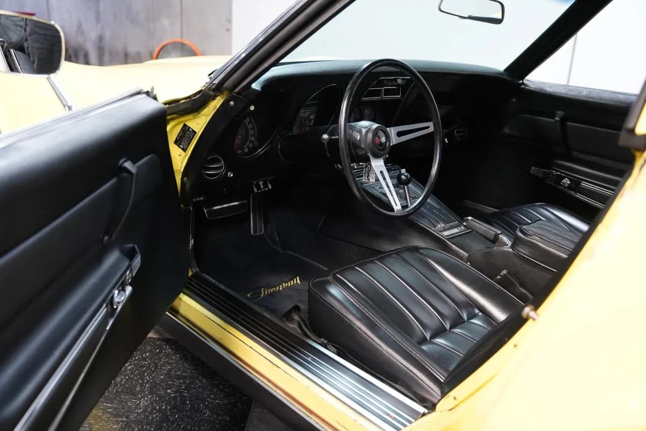 1969 Chevrolet Corvette - Thumbnail 4