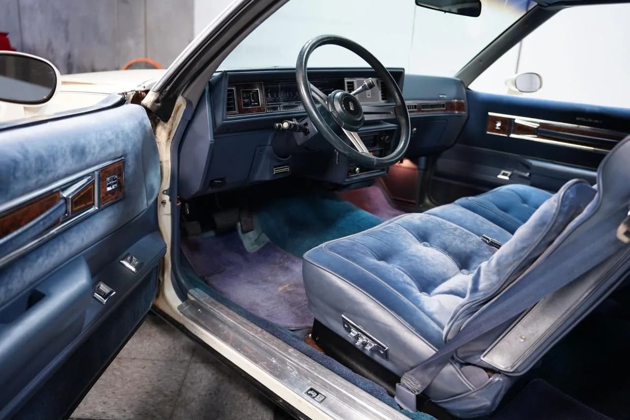 1984 Oldsmobile Cutlass Supreme Brougham - Thumbnail 3
